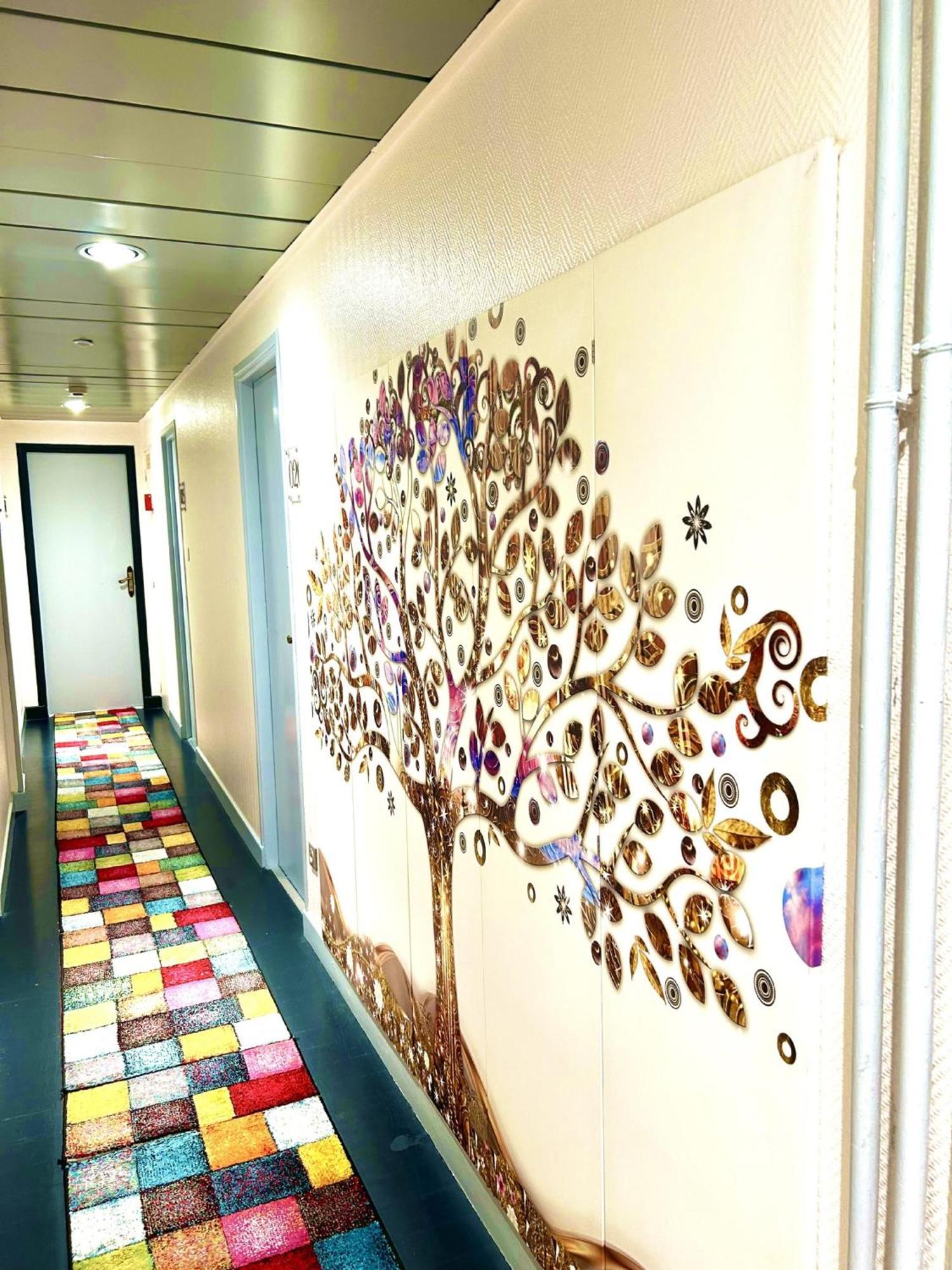 Kyriad Restaurant Centre Spa Vichy Exterior photo